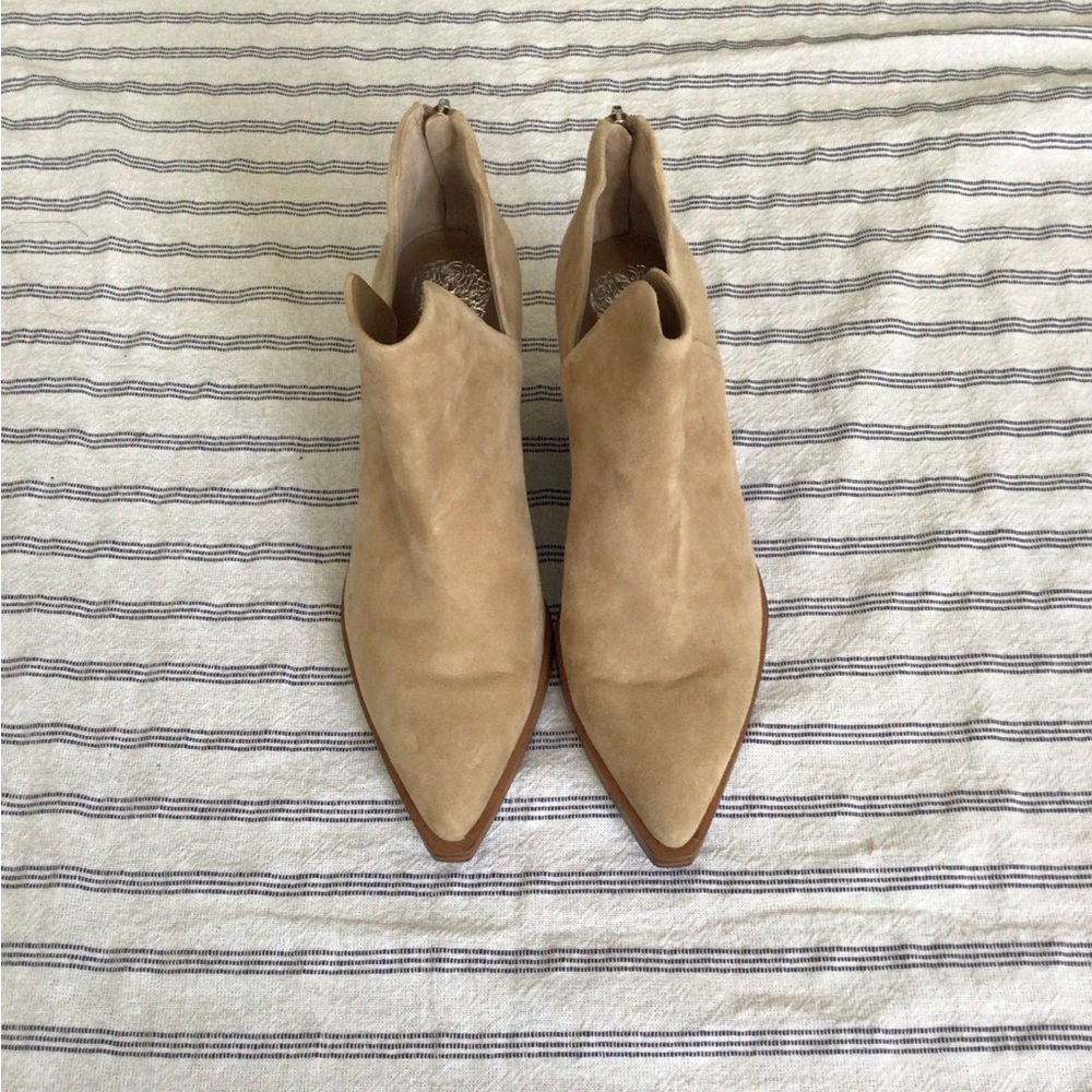 Vince Camuto Tan Suede bootie SIZE 8.5